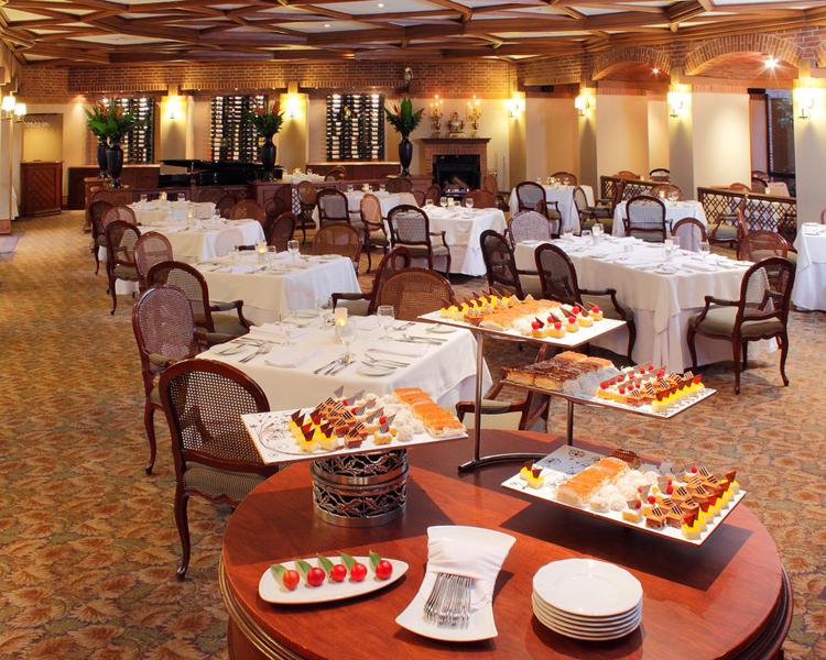 Los Arcos Restaurant ESTELAR La Fontana Hotel - Bogota
